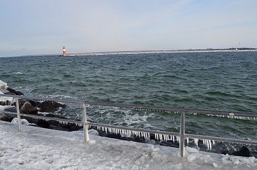 Warnemünde
icicles on the railing<br />
Sea/Ocean, Coastal Landscape, Natural phenomenon
Ulrike Retzlaff, EUCC-D